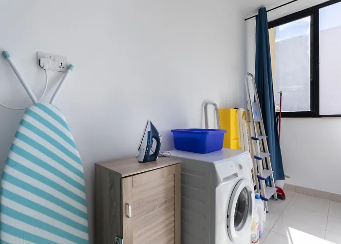 Daire Seaside Near Bugibba Centre & Promenade