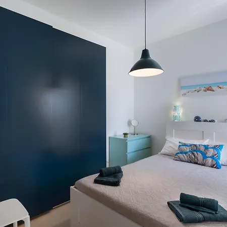 Seaside Near Bugibba Centre & Promenade St. Paul's Bay